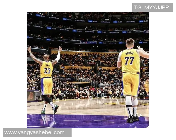 12月20日湖人对雄鹿精彩直播回顾及赛前分析全方位解读